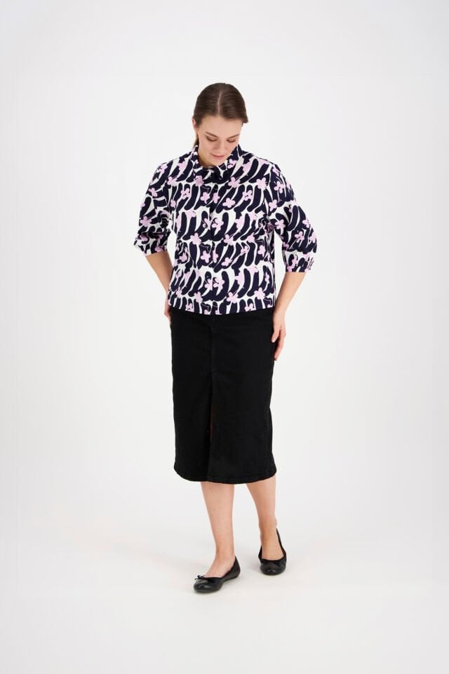 Desenli Pamuklu Yarım Kol Kadın Gömlek