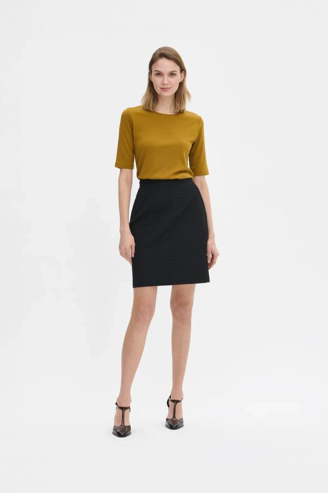 Kadın Kabartma Dokulu Yüksek Bel Astarlı Diz Üstü Etek SİYAH - 46